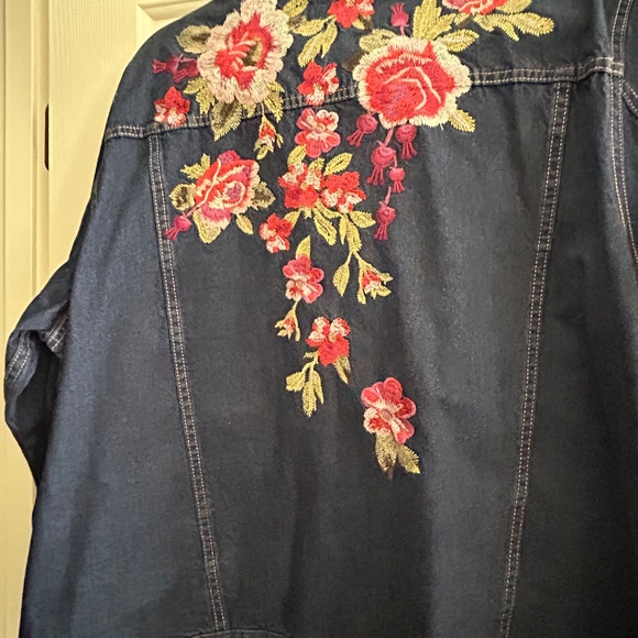Johnny Was Embroidered Denim Jacket 1x - Picture 2 of 6